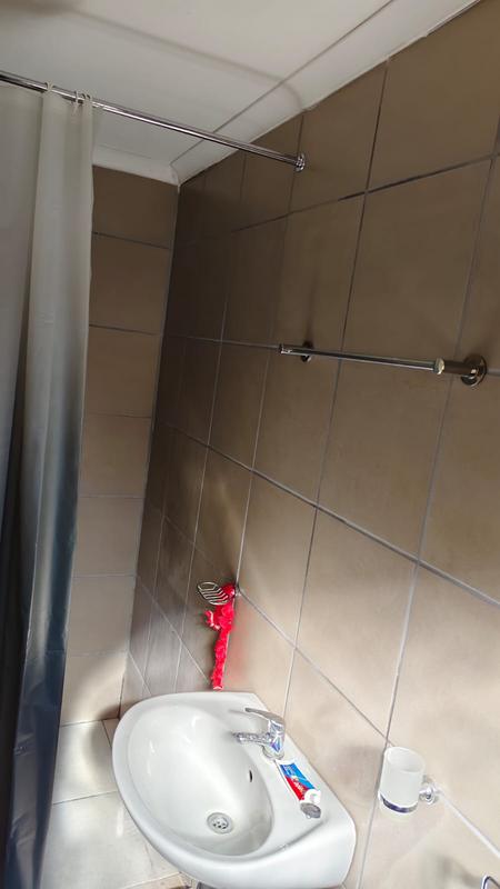 To Let 1 Bedroom Property for Rent in Miederpark North West